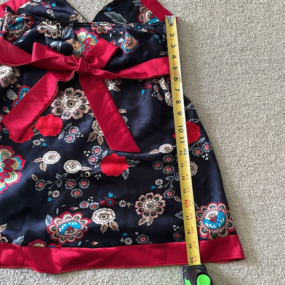 Body Central Silk Floral Halter Top - Picture 9 of 9
